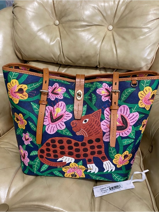 Dooney & Bourke Handbags - RARE Dooney Bourke Islamorada Large Bag Dover Tote Tropical Panama Jungle